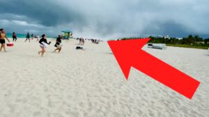 Scary STORM Moments At The Beach Caught On Camera!