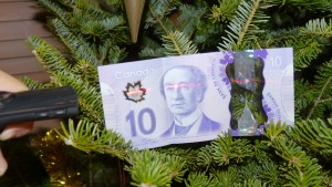 The weird science hidden inside Canadian money